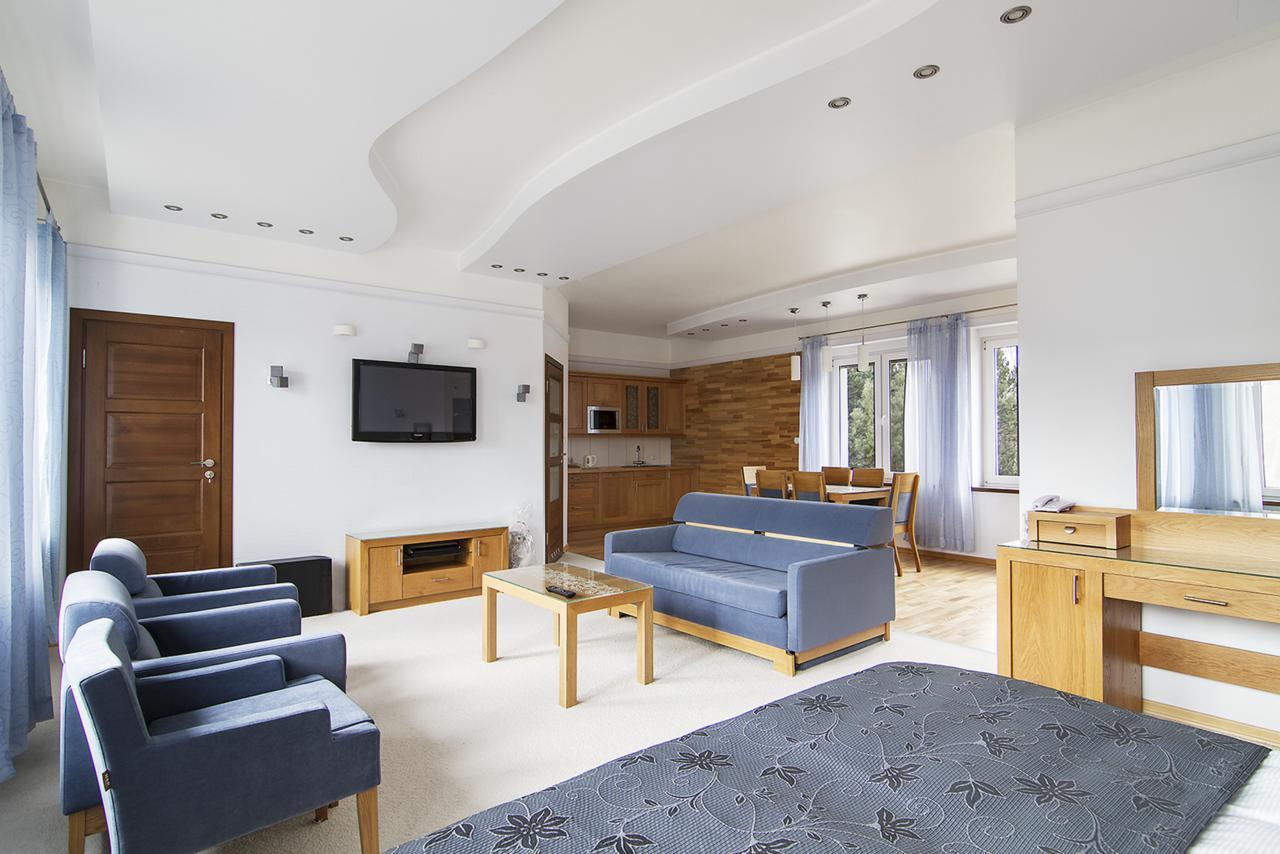 Hotel Pory Roku Czysteblota Dış mekan fotoğraf