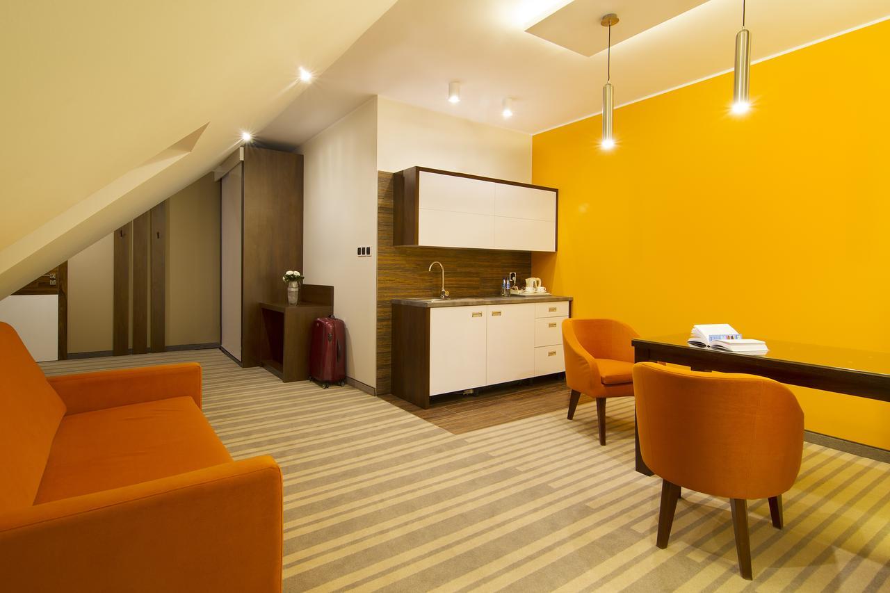 Hotel Pory Roku Czysteblota Dış mekan fotoğraf