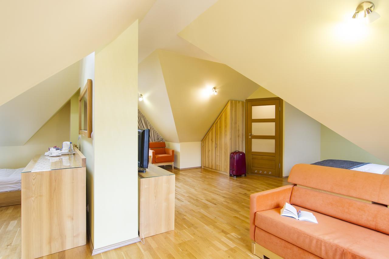 Hotel Pory Roku Czysteblota Dış mekan fotoğraf