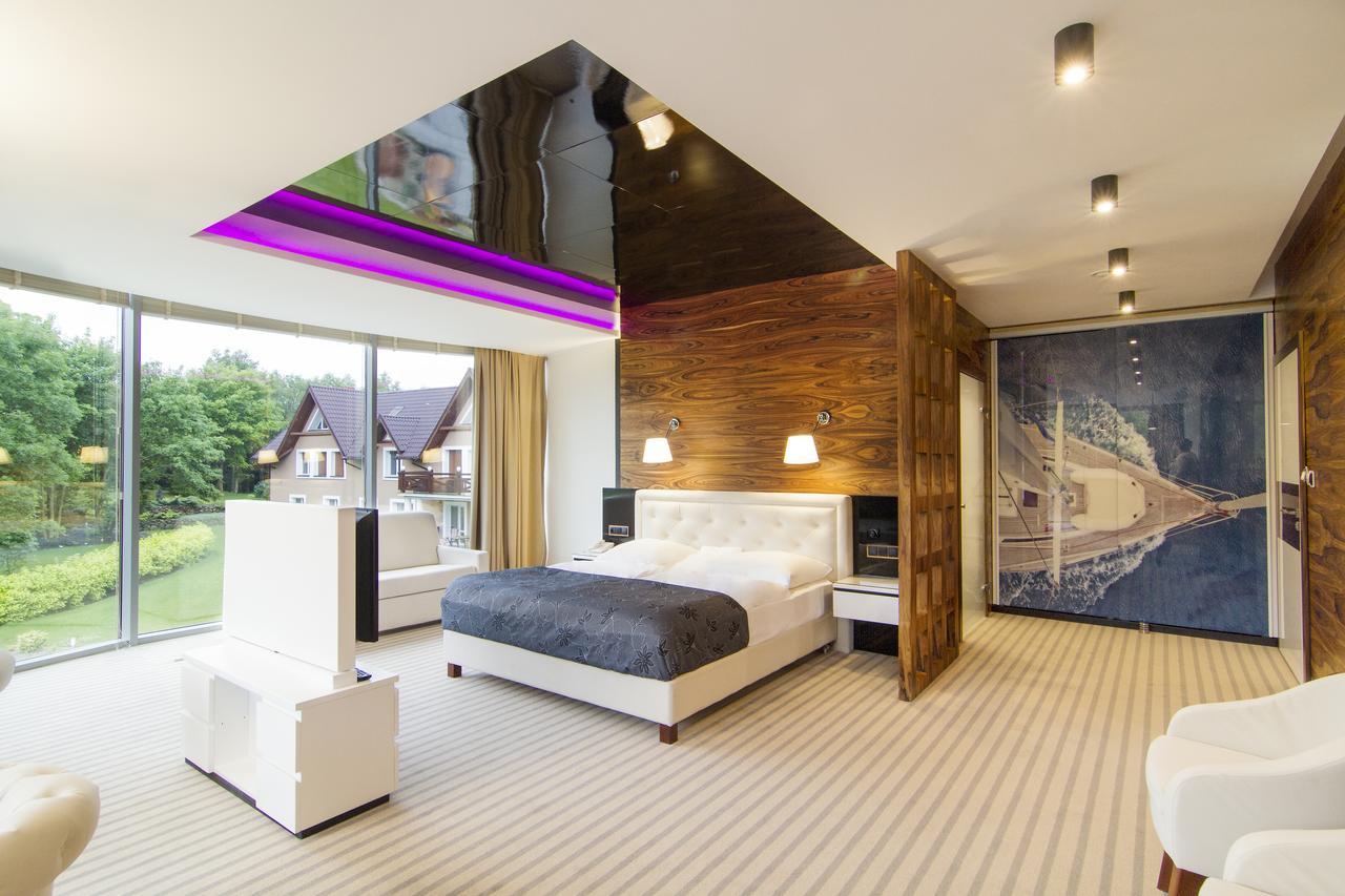 Hotel Pory Roku Czysteblota Dış mekan fotoğraf