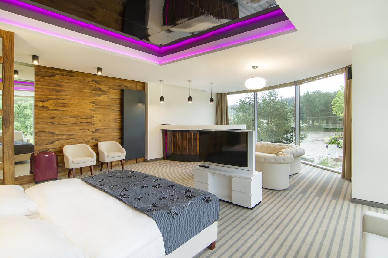 Hotel Pory Roku Czysteblota Dış mekan fotoğraf