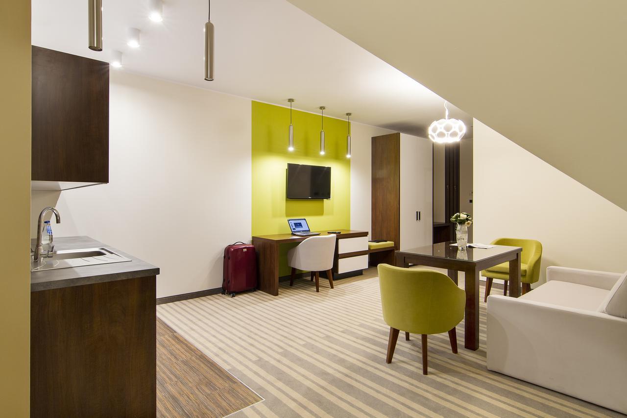 Hotel Pory Roku Czysteblota Dış mekan fotoğraf